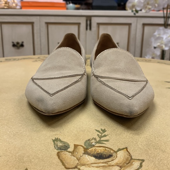 M. Gemi Beige Pointed Toe Suede Flats Size 38.5/US 8 - Picture 3 of 13